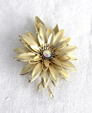 Brooch Large Gold Flower Pin 1960s Aurora Borealis Rhinestone Center Daisy