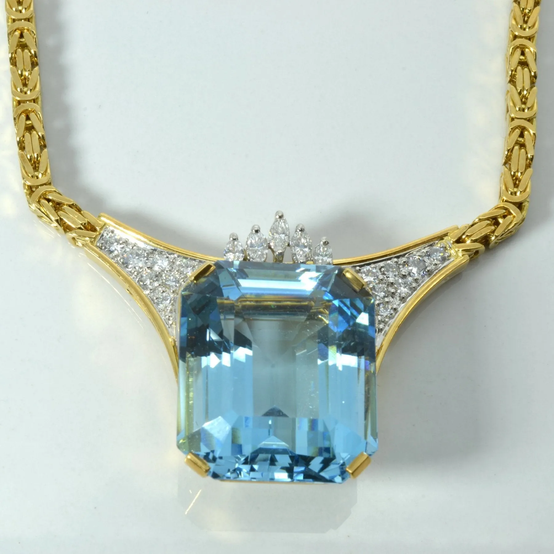 'Cavelti' Aquamarine & Diamond Necklace | 40.00ct | 0.97ctw | 16"|