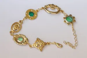 Green  claddagh bracelet