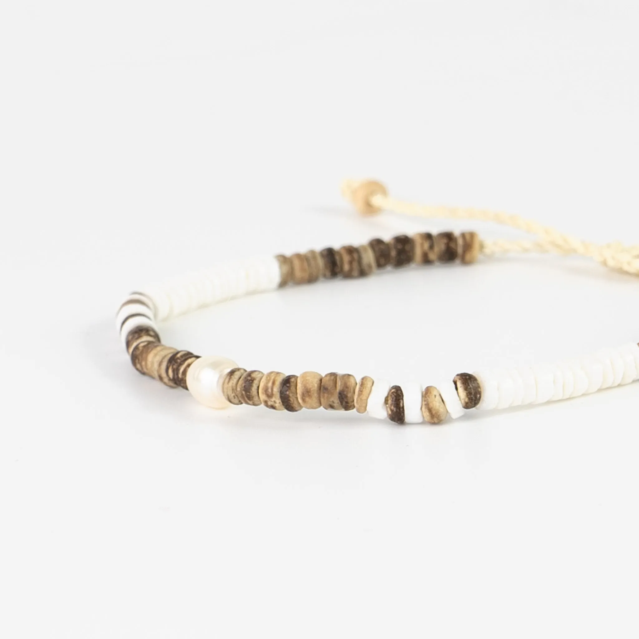 Kauai Puka Shell & Pearl Anklet