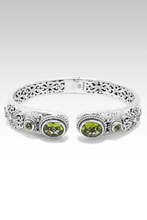 Wondrous Grace Tip-to-Tip Bracelet™ in Peridot